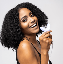 Load image into Gallery viewer, Insider Smiles x SNOW®️ SENSITIVE TEETH WHITENING AT-HOME SYSTEM [ALL-IN-ONE KIT] SPECIAL OFFER
